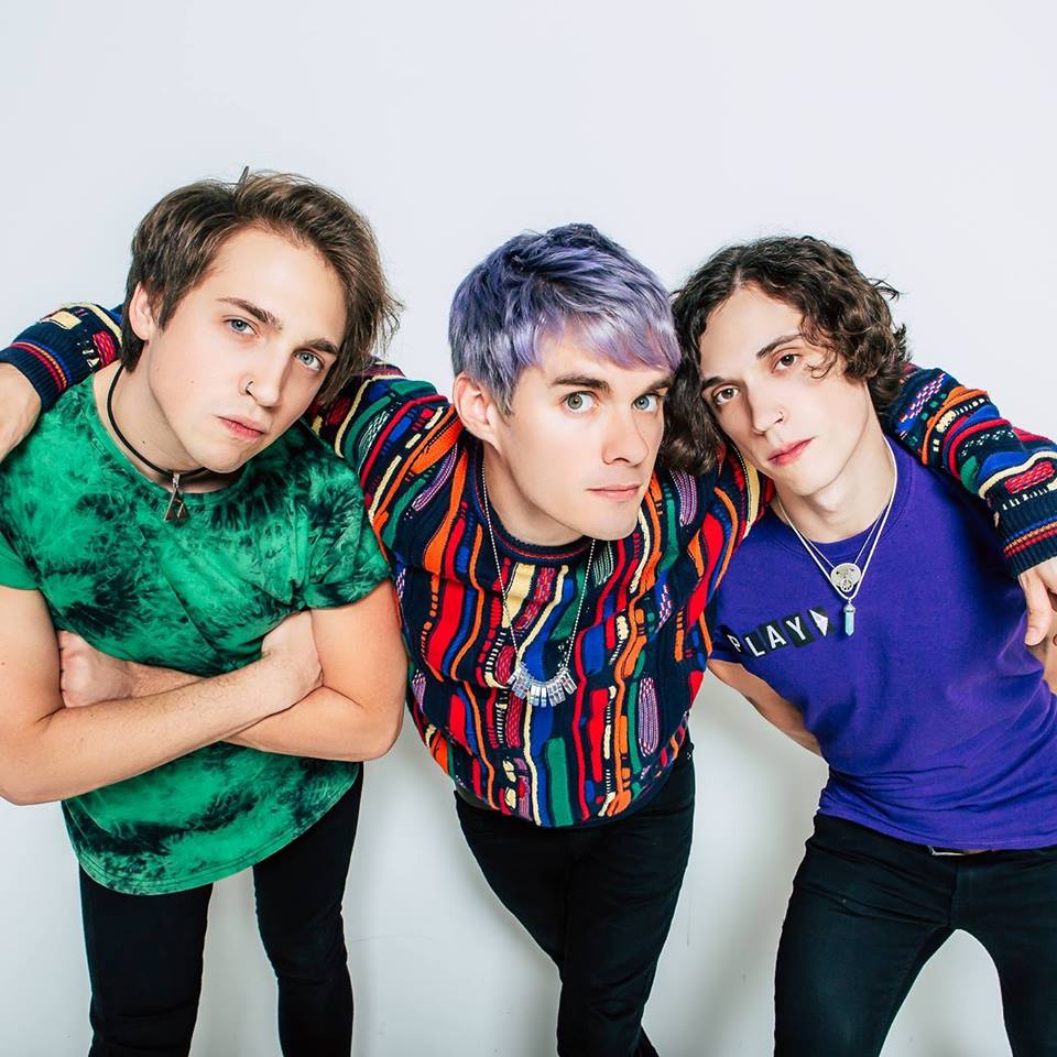 Waterparks release new video for “Peach (Lobotomy)”