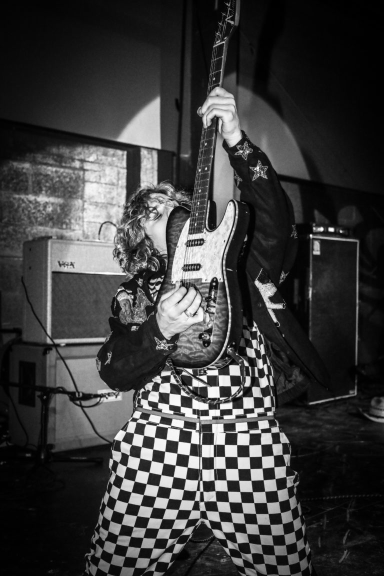 LIVE PHOTOS: Moth Wings // Houston