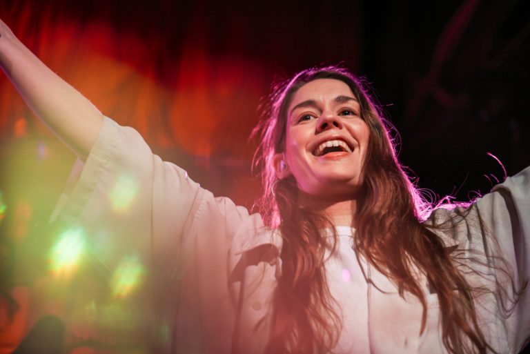 LIVE PHOTOS: Anna of the North // Philadelphia, PA