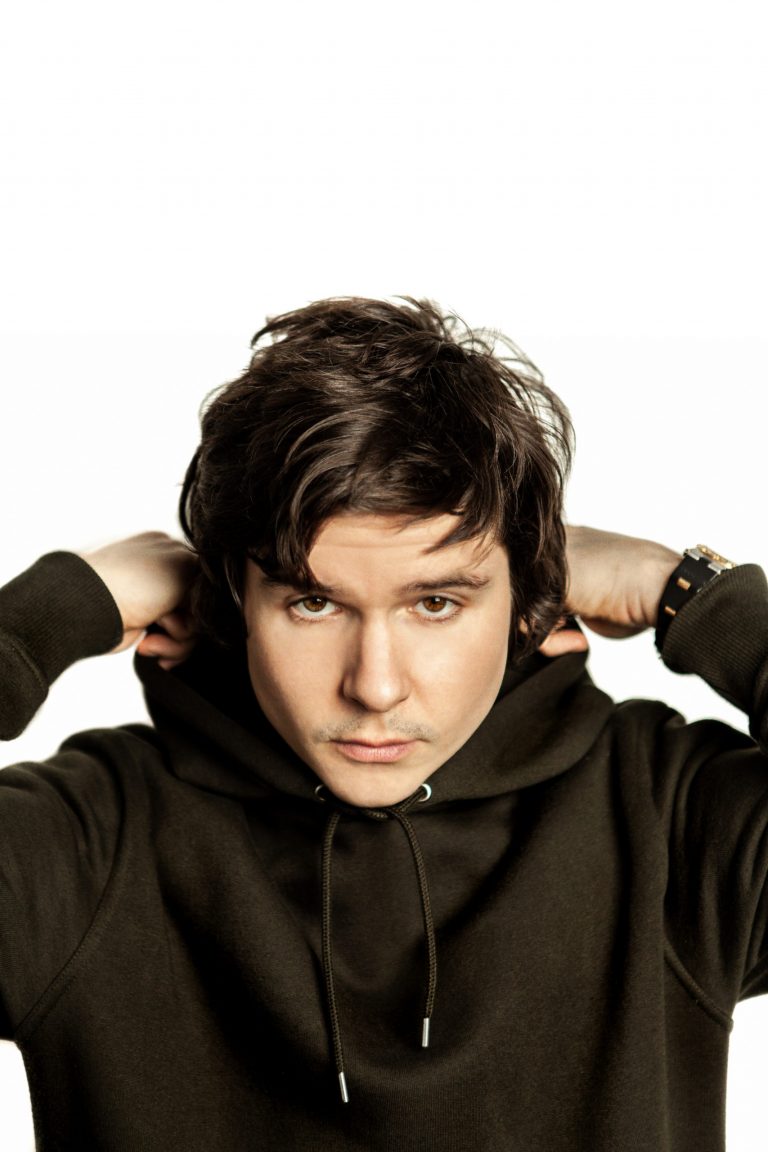 Lukas Graham shares emotional new song “Happy For You”