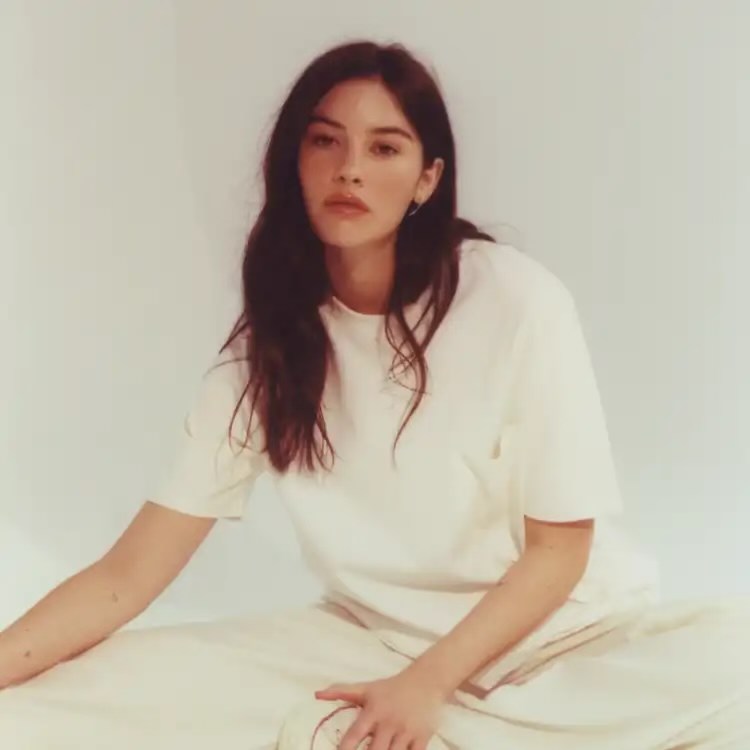 Gracie Abrams shows Atlanta the power of vulnerability