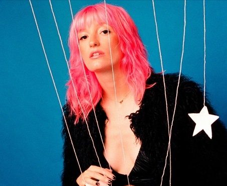 GRAE is “Outta This World” on New Single