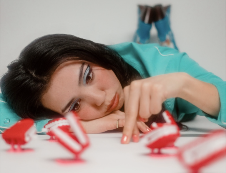 Wallice shares music video for “Wisdom Tooth”