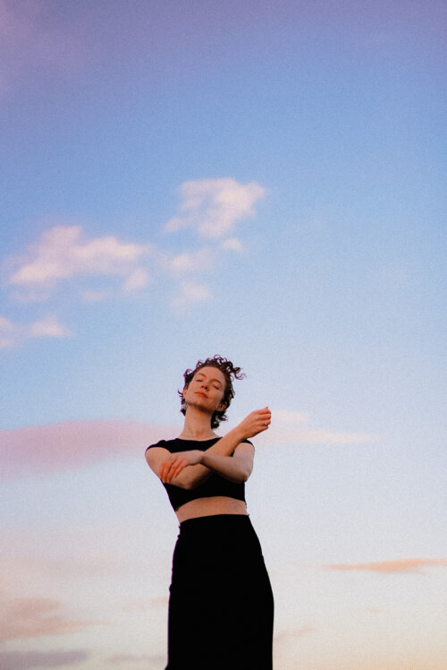 Ajeet weaves a gorgeous sonic tapestry with “Water and Sky”