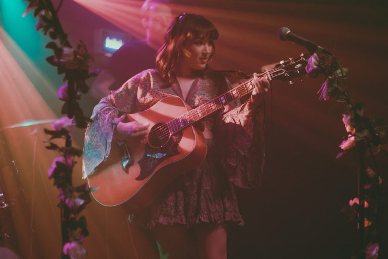 Rianne Downey performs intimate show in London