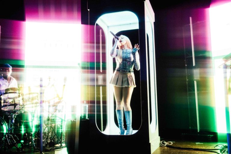 Lolo Zouaï’s PLAYGIRL tour takes NYC