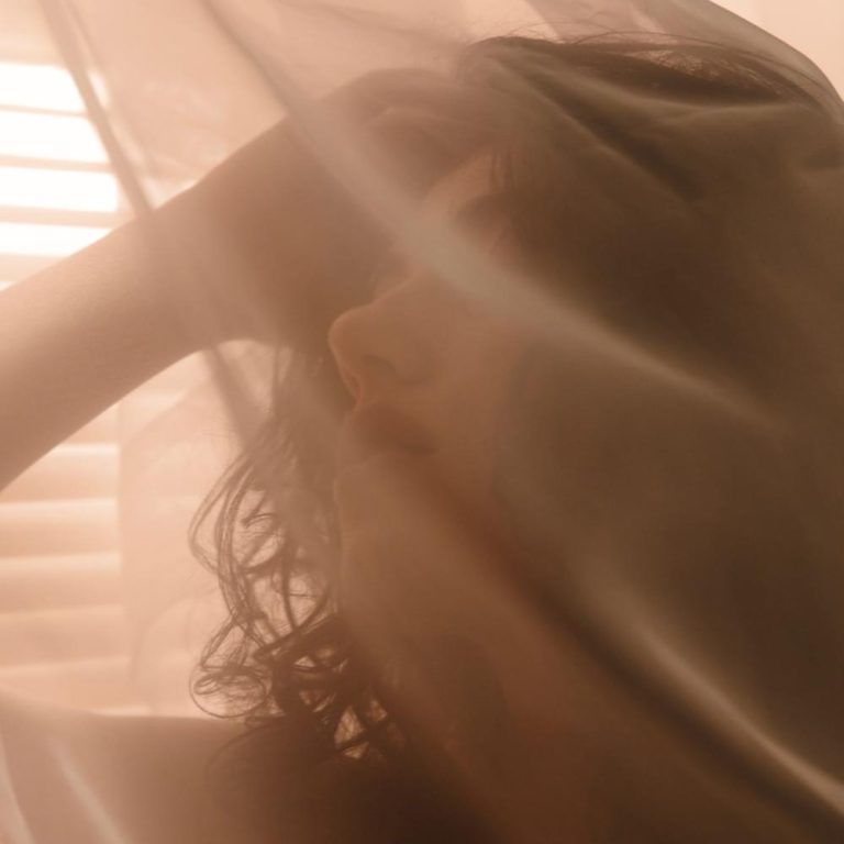 Caroline Romano captures the feeling of being home with “Mississippi Air”