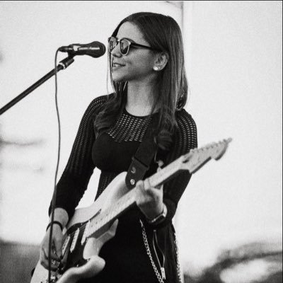 Amanda Ayala fuels our Hollywood dreams in new single “Rags to Riches”