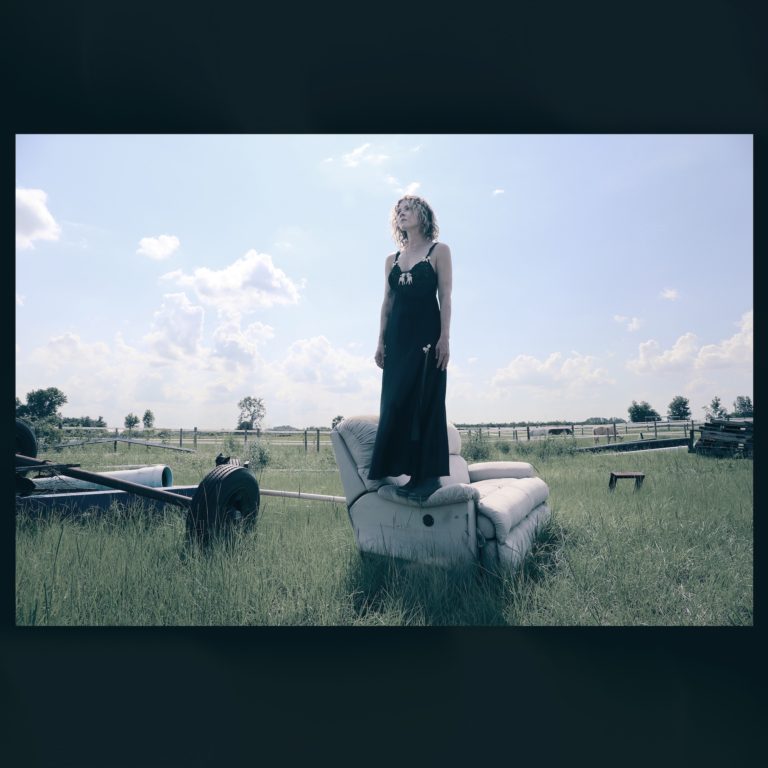 Kayls Unveils Candid New Single “Internet”