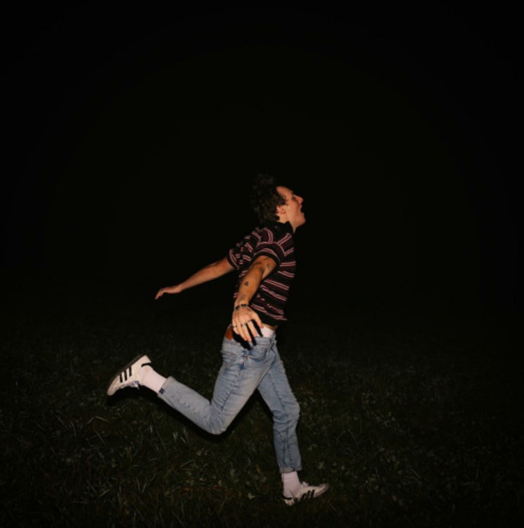 Thomas Day tries to hang on with all his might on “I Don’t Wanna Leave Just Yet”