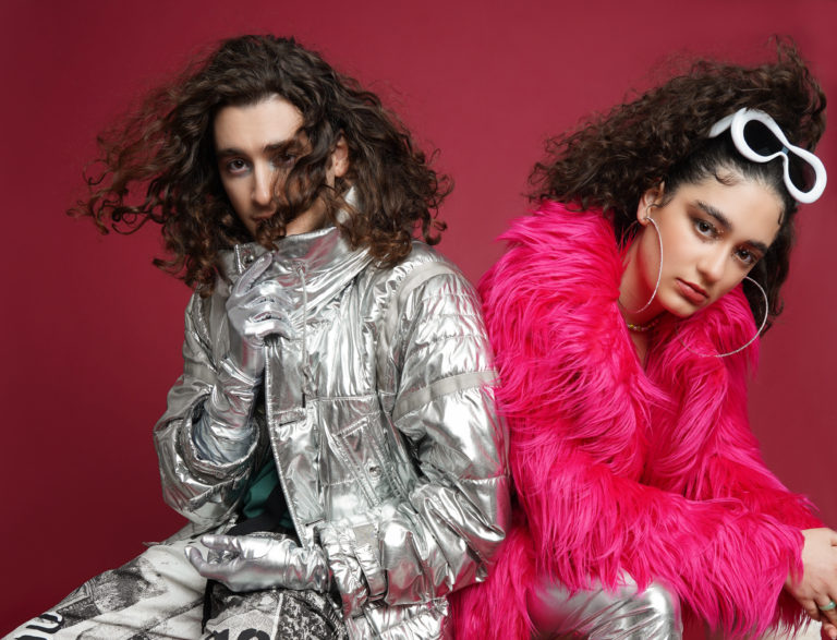 Muo Duo goes down a dreamy rabbit hole in “Bunny Song”