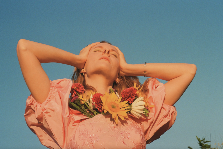 Emma Noren shares heartbreak emotions in new single “Bad Guy”