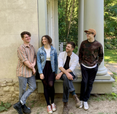 Experimental band Fake Shape debut strong new single “Black Bear”