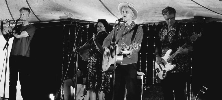 Ministry of Folk finds converts at Auckland Folk Festival