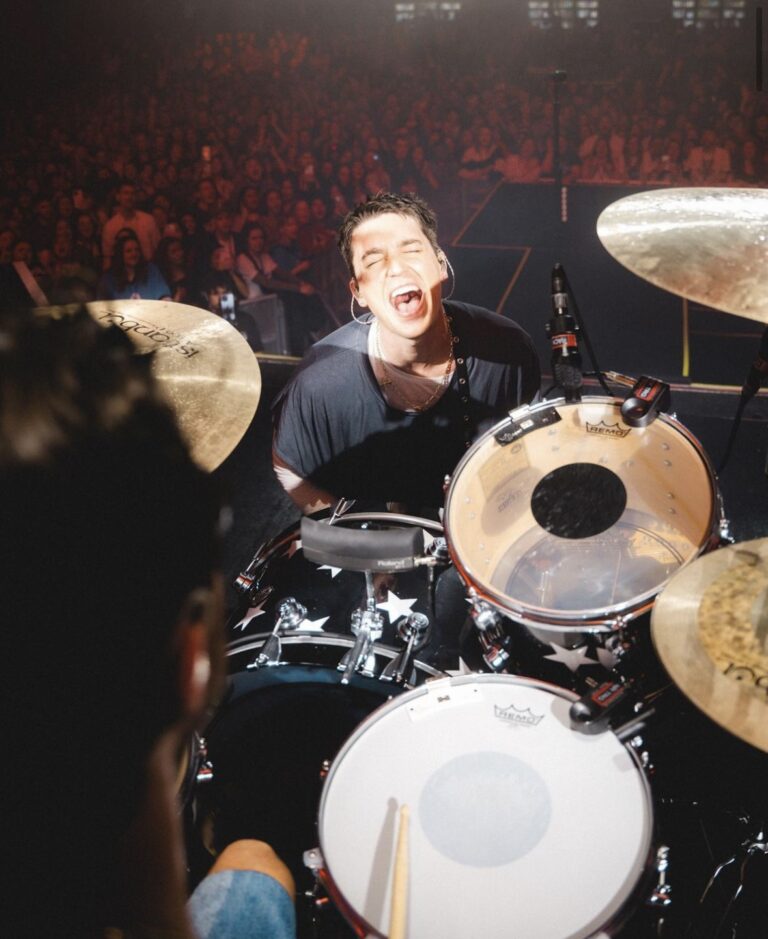 Electric Back-to-Back nights in Chicago for LANY