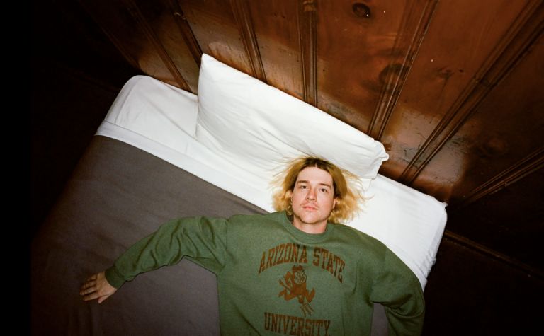 HOMESHAKE Releases “Empty Lot” Ahead of ‘Horsie’ Album