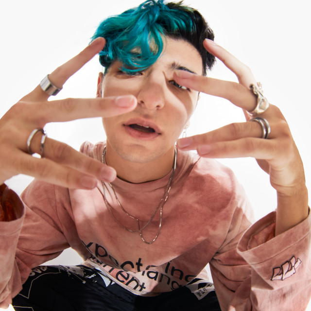 ARIA laments past relationship in “BAD NEWS”