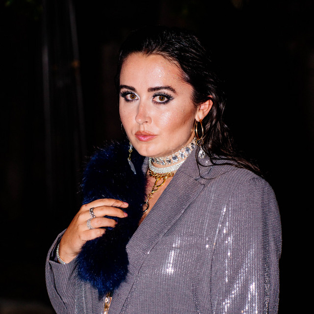 Fiona Grey wears her heart on her sleeve in “Beer Drunk Glory Days”