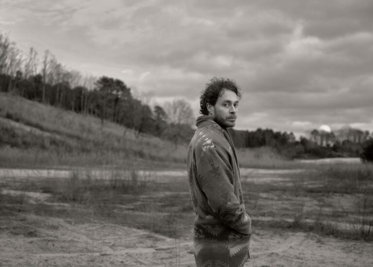 Amos Lee announces new album ‘Transmissions’ out Aug. 9, shares new single “Darkest Places”