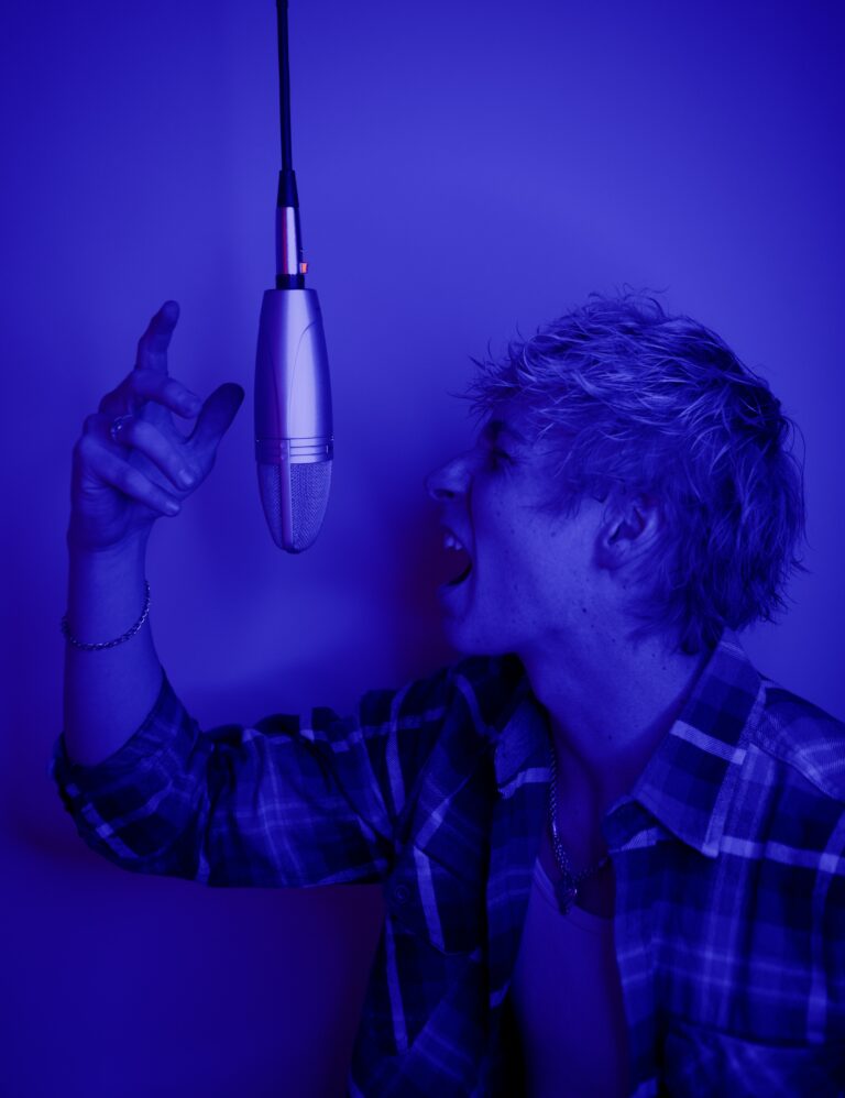 Brady Lund puts out new single “Made Me This Way”