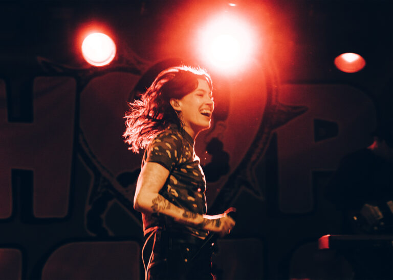 Bishop Briggs closes out her tour in Boston with a mesmerizing performance