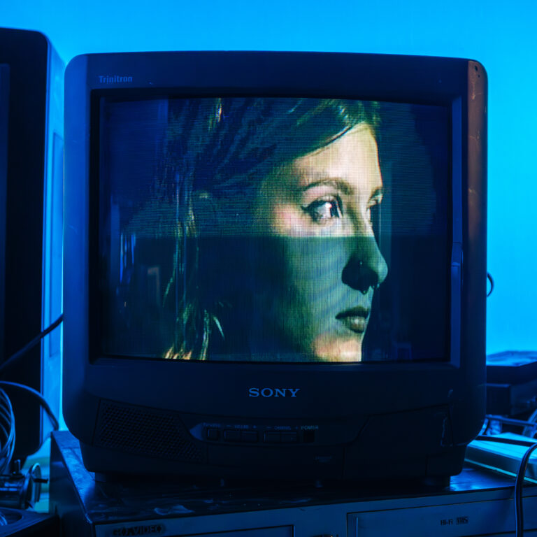 Sophia Warren is revisiting the past in new EP, ‘Adesso’