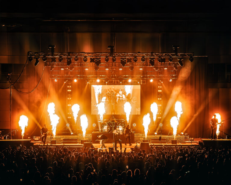 Brantley Gilbert & Colt Ford rock Pikeville, KY