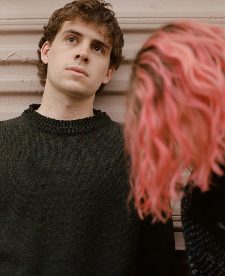 Royel Otis announces sophomore album ‘hickey’ and world tour