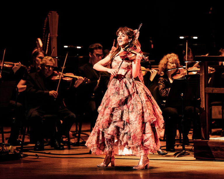 Lindsey Stirling and the Atlanta Symphony Orchestra Create Magic