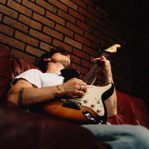 kylekelly releases catchy new single “is there something (i don’t know)”