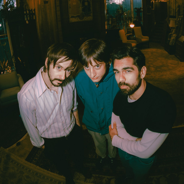 moonpool release brooding new single “Like You Do”