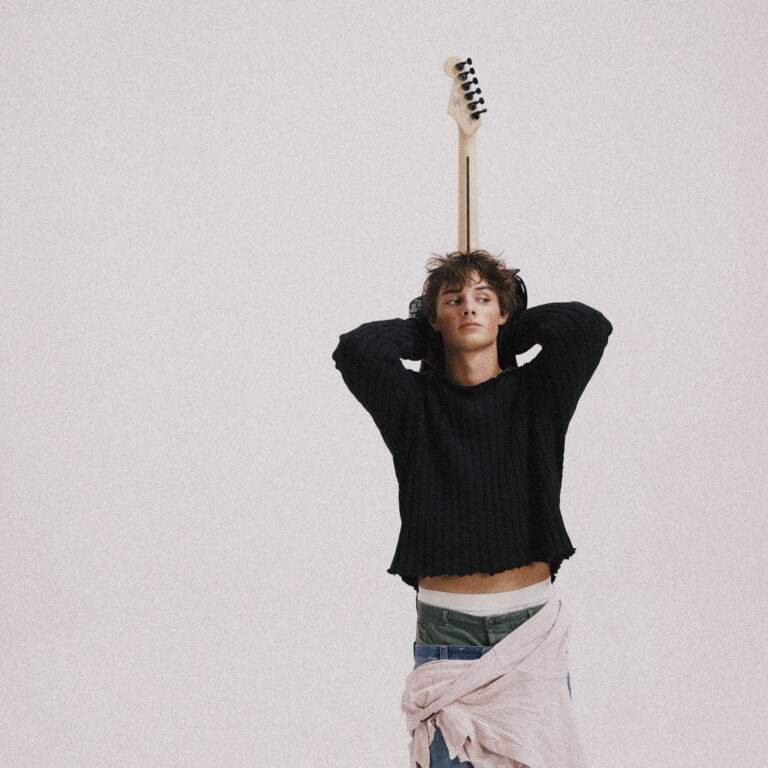 Thomas Day can’t deny “she got a thing about her” on new single