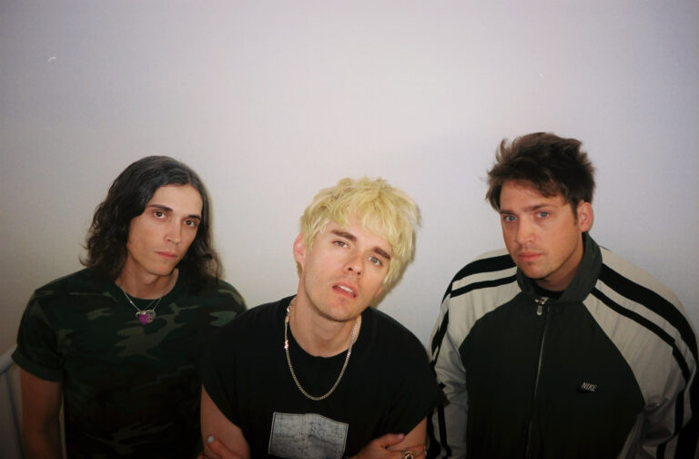 Waterparks release scathing new single “IF LYRICS WERE CONFIDENTIAL”