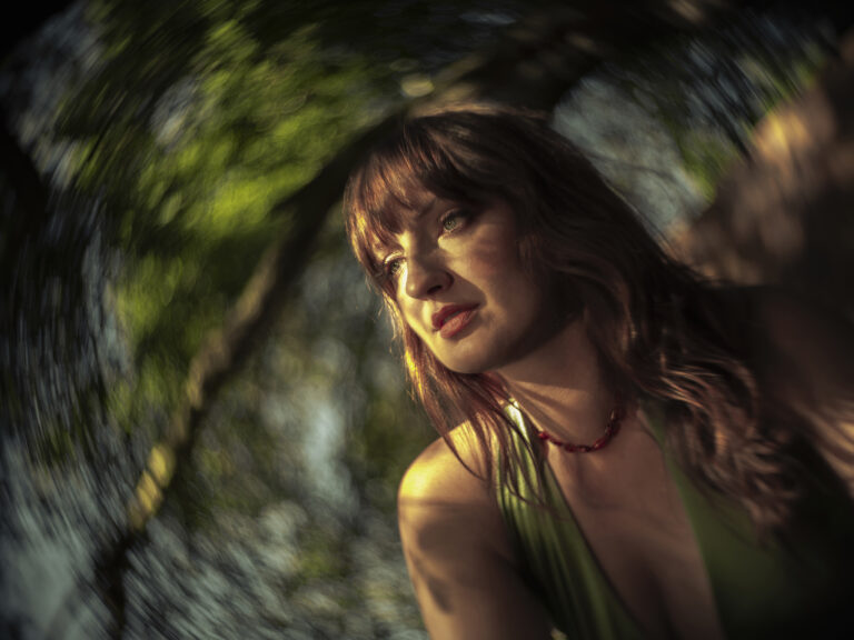 Madison Cunningham announces new album ‘Ace’ with lead single “My Full Name”