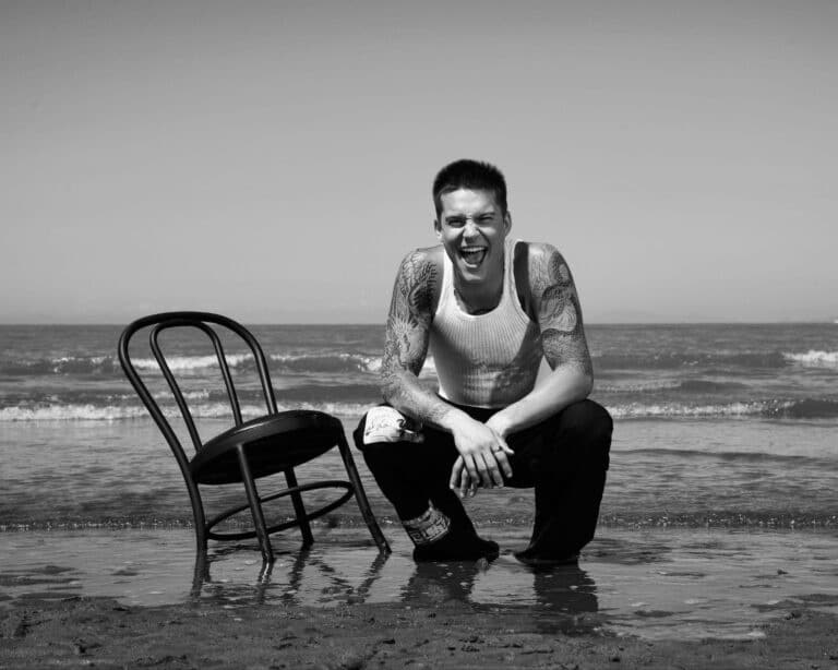 Cameron Whitcomb announces long awaited debut album ‘The Hard Way’