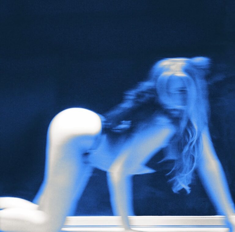 Tate McRae claps back in “TIT FOR TAT”