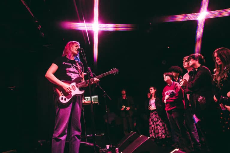 Jasmine.4.t puts on a joyous show in Boston