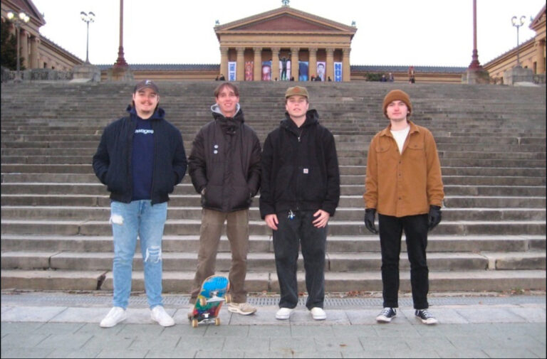 Good Sleepy announces sophomore record ‘Constant Humming’ with raw new single “TRAP”