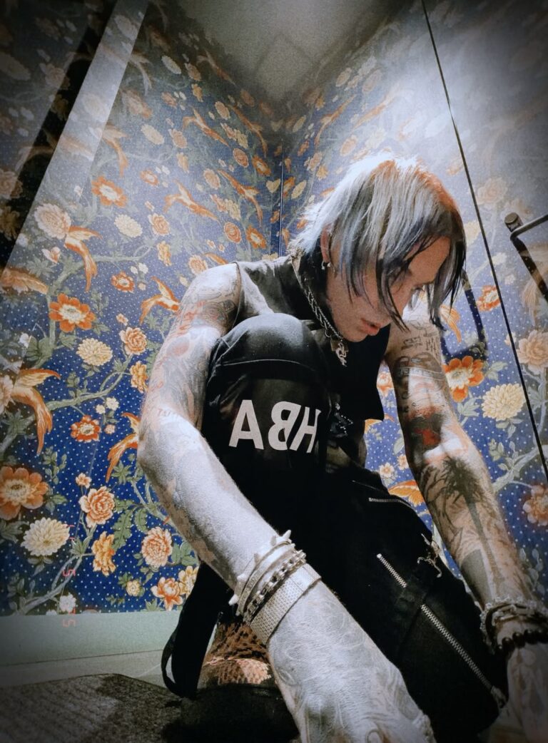 blackbear returns with “britney in 07′” — out Nov. 27