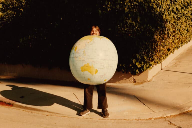 Stinkus releases new album’s title track “i love you, trackstar”