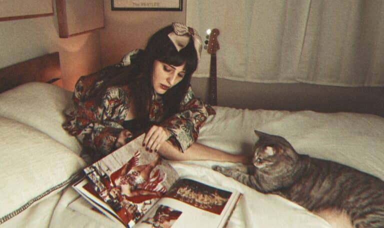 Pauline Andrès warms the winter with “Sweet December”