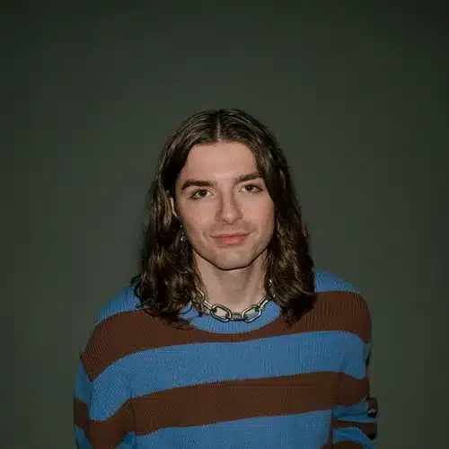 Ryan Mitchell confronts his inner demons in new single “I’m Not Alright”