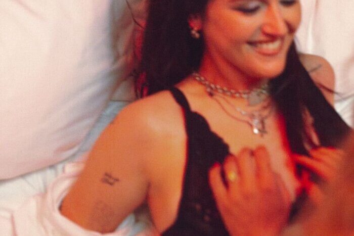 Chelsea Cutler shares hypnotic single “SORRY I’M OBSESSED WITH YOU”