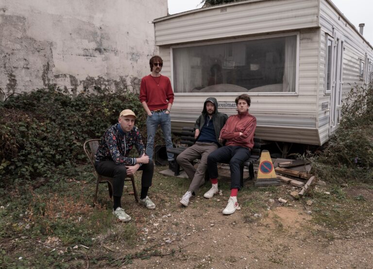 Dubinksi releases new alt-rock single “Ciggy Burns”